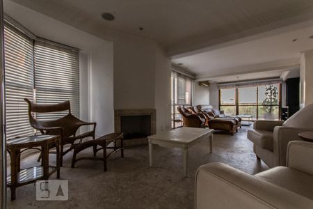 Apartamento à venda com 592m², 4 quartos e 5 vagasCobertura