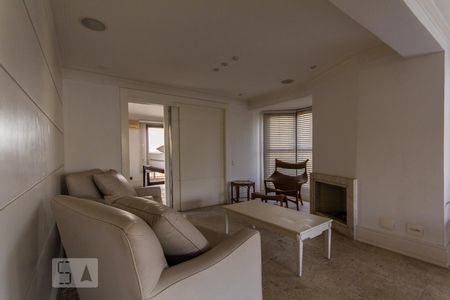 Apartamento à venda com 592m², 4 quartos e 5 vagasCobertura