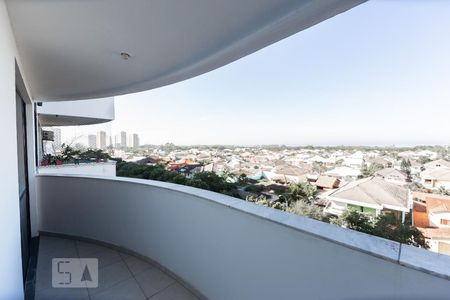 Varanda de apartamento para alugar com 2 quartos, 61m² em Barra da Tijuca, Rio de Janeiro