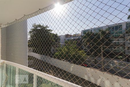 Apartamento à venda com 85m², 2 quartos e 2 vagas Apartamento à venda com 85m², 2 quartos e 2 vagasVaranda da Suíte 2