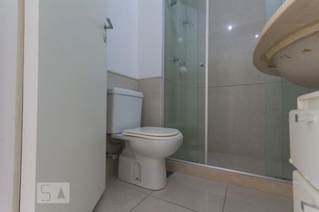Apartamento à venda com 85m², 2 quartos e 2 vagas Apartamento à venda com 85m², 2 quartos e 2 vagasBanheiro da Suíte 2