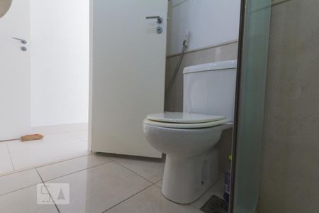 Apartamento à venda com 85m², 2 quartos e 2 vagas Apartamento à venda com 85m², 2 quartos e 2 vagasBanheiro da Suíte 2