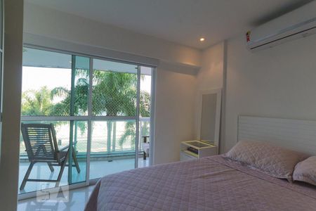 Apartamento à venda com 85m², 2 quartos e 2 vagas Apartamento à venda com 85m², 2 quartos e 2 vagasSuíte