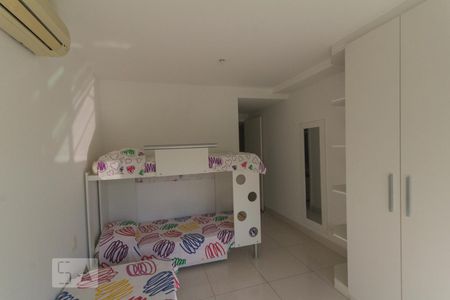 Apartamento à venda com 85m², 2 quartos e 2 vagas Apartamento à venda com 85m², 2 quartos e 2 vagasSuíte 2