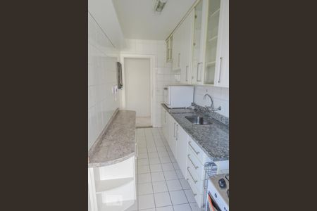 Apartamento à venda com 62m², 2 quartos e 2 vagas Apartamento à venda com 62m², 2 quartos e 2 vagasCozinha