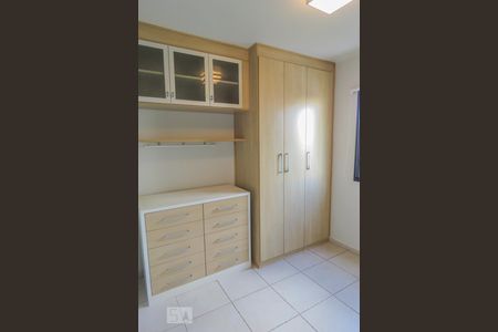 Apartamento à venda com 62m², 2 quartos e 2 vagas Apartamento à venda com 62m², 2 quartos e 2 vagasQuarto 2