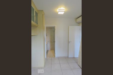 Apartamento à venda com 62m², 2 quartos e 2 vagas Apartamento à venda com 62m², 2 quartos e 2 vagasSuíte
