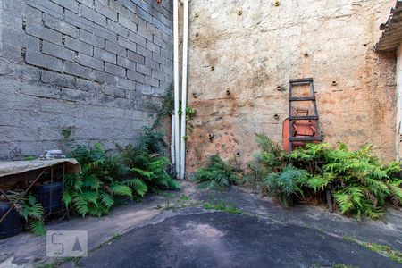 Casa à venda com 56m², 2 quartos e 4 vagas Casa à venda com 56m², 2 quartos e 4 vagasÁrea Externa