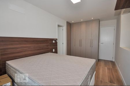 Apartamento à venda com 98m², 2 quartos e 2 vagas Apartamento à venda com 98m², 2 quartos e 2 vagasSuíte 2