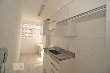 Apartamento à venda com 63m², 3 quartos e 1 vaga Apartamento à venda com 63m², 3 quartos e 1 vagaCozinha e Área de Serviço