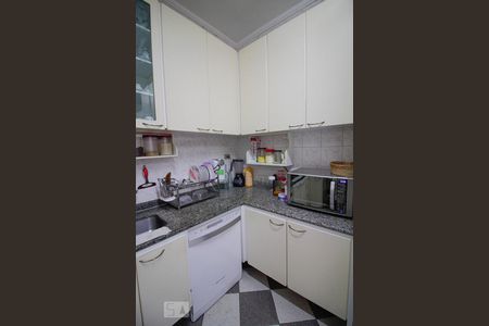 Casa à venda com 500m², 7 quartos e 3 vagas Casa à venda com 500m², 7 quartos e 3 vagasCozinha