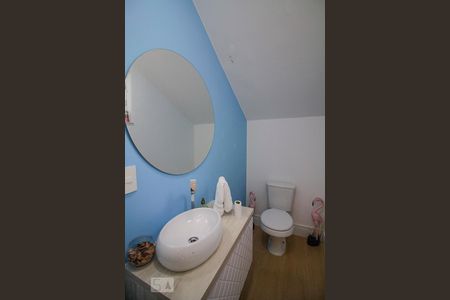 Casa à venda com 500m², 7 quartos e 3 vagas Casa à venda com 500m², 7 quartos e 3 vagasBanheiro do Salão