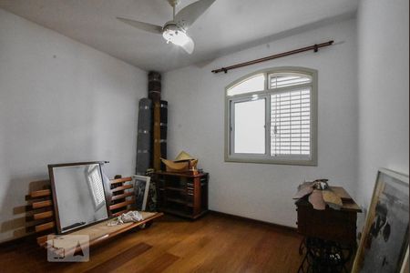 Apartamento à venda com 340m², 4 quartos e 2 vagasQuarto 02