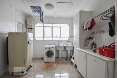 Apartamento à venda com 340m², 4 quartos e 2 vagasLavanderia