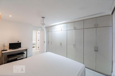Suíte de apartamento para alugar com 3 quartos, 85m² em Recreio dos Bandeirantes, Rio de Janeiro