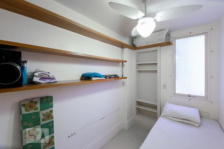 Quarto de apartamento para alugar com 3 quartos, 85m² em Recreio dos Bandeirantes, Rio de Janeiro