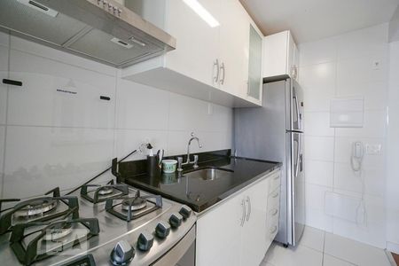 Apartamento à venda com 64m², 2 quartos e 1 vagaCozinha