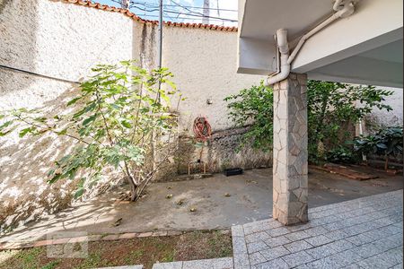 Casa à venda com 280m², 5 quartos e 3 vagasGaragem