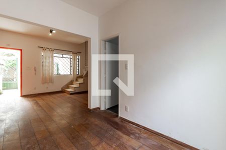 Sala de casa de condomínio para alugar com 3 quartos, 105m² em Vila Olímpia, São Paulo