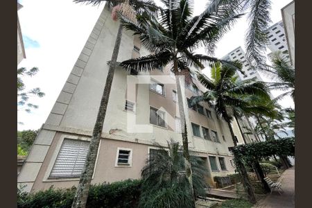 Apartamento à venda com 56m², 2 quartos e 1 vaga Apartamento à venda com 56m², 2 quartos e 1 vagaFachada do bloco