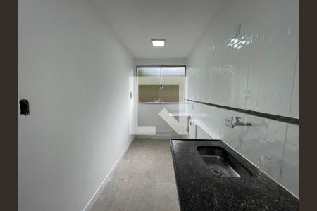 Apartamento à venda com 56m², 2 quartos e 1 vaga Apartamento à venda com 56m², 2 quartos e 1 vagaCozinha