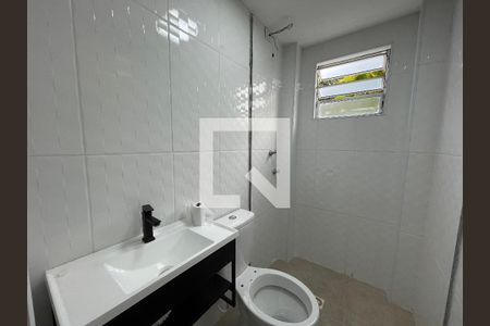 Apartamento à venda com 56m², 2 quartos e 1 vaga Apartamento à venda com 56m², 2 quartos e 1 vagaBanheiro