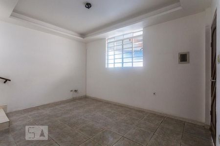 Sala de casa para alugar com 2 quartos, 70m² em Vila Brasílio Machado, São Paulo