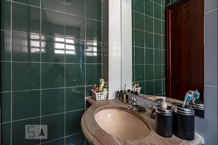 Apartamento para alugar com 180m², 4 quartos e 2 vagasBanheiro da Suíte