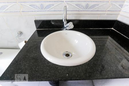 Apartamento à venda com 72m², 2 quartos e 1 vaga Apartamento à venda com 72m², 2 quartos e 1 vagaBanheiro