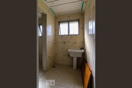 Apartamento à venda com 72m², 2 quartos e 1 vaga Apartamento à venda com 72m², 2 quartos e 1 vagaÁrea de Serviço