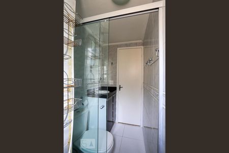 Apartamento à venda com 72m², 2 quartos e 1 vaga Apartamento à venda com 72m², 2 quartos e 1 vagaBanheiro