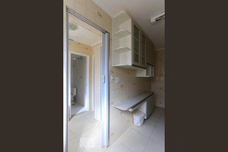 Apartamento à venda com 72m², 2 quartos e 1 vaga Apartamento à venda com 72m², 2 quartos e 1 vagaCozinha - Armários