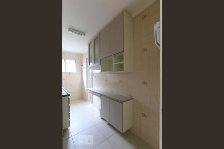 Apartamento à venda com 72m², 2 quartos e 1 vaga Apartamento à venda com 72m², 2 quartos e 1 vagaCozinha - Armários