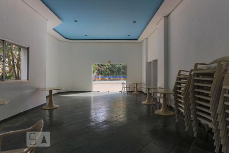 Apartamento à venda com 72m², 2 quartos e 1 vaga Apartamento à venda com 72m², 2 quartos e 1 vagaÁrea comum - Salão de festas
