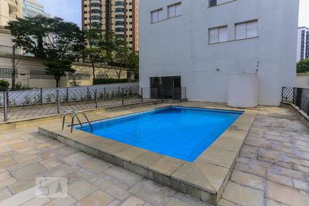 Apartamento à venda com 72m², 2 quartos e 1 vaga Apartamento à venda com 72m², 2 quartos e 1 vagaPiscina