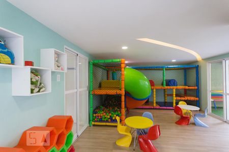 Apartamento à venda com 130m², 3 quartos e 2 vagas Apartamento à venda com 130m², 3 quartos e 2 vagasBrinquedoteca