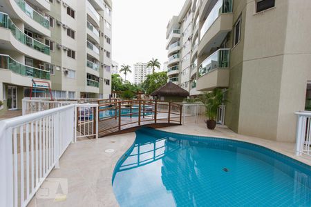 Apartamento à venda com 130m², 3 quartos e 2 vagas Apartamento à venda com 130m², 3 quartos e 2 vagasPiscina