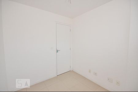 Apartamento à venda com 130m², 3 quartos e 2 vagas Apartamento à venda com 130m², 3 quartos e 2 vagasQuarto