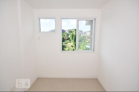 Apartamento à venda com 130m², 3 quartos e 2 vagas Apartamento à venda com 130m², 3 quartos e 2 vagasQuarto