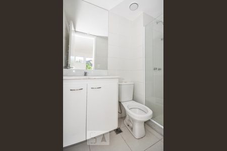 Apartamento à venda com 130m², 3 quartos e 2 vagas Apartamento à venda com 130m², 3 quartos e 2 vagasBanheiro Suíte