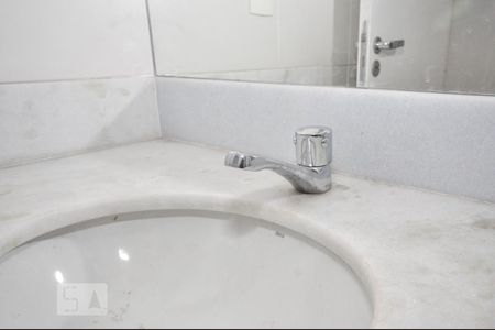 Apartamento à venda com 130m², 3 quartos e 2 vagas Apartamento à venda com 130m², 3 quartos e 2 vagasBanheiro Social