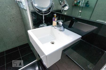 Apartamento para alugar com 58m², 1 quarto e 1 vaga Apartamento para alugar com 58m², 1 quarto e 1 vagaBanheiro - Torneira