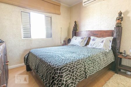 Casa à venda com 240m², 4 quartos e 1 vagaSuíte