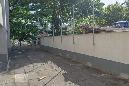 Apartamento à venda com 82m², 2 quartos e 2 vagasÁrea comum - Quadra