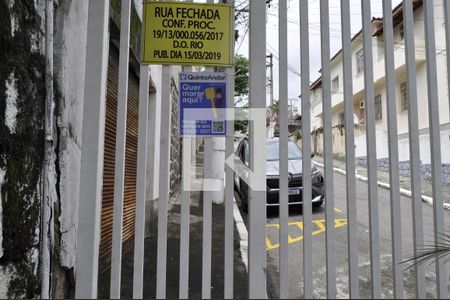 Casa à venda com 183m², 4 quartos e 1 vagaFachada