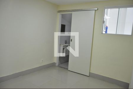 Casa à venda com 183m², 4 quartos e 1 vagaQuarto 1