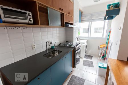 Cozinha de apartamento para alugar com 1 quarto, 31m² em Água Branca, São Paulo