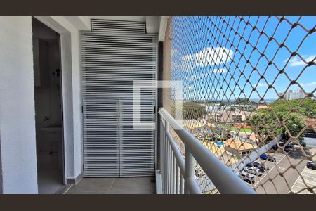 varanda de apartamento à venda com 2 quartos, 56m² em Parque Rural Fazenda Santa Cândida, Campinas