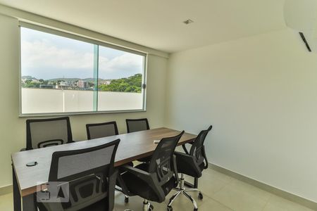 Apartamento à venda com 40m², 1 quarto e 1 vagaÁrea comum - Sala de Reuniões
