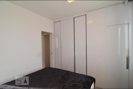 Apartamento à venda com 212m², 2 quartos e 2 vagasSuíte